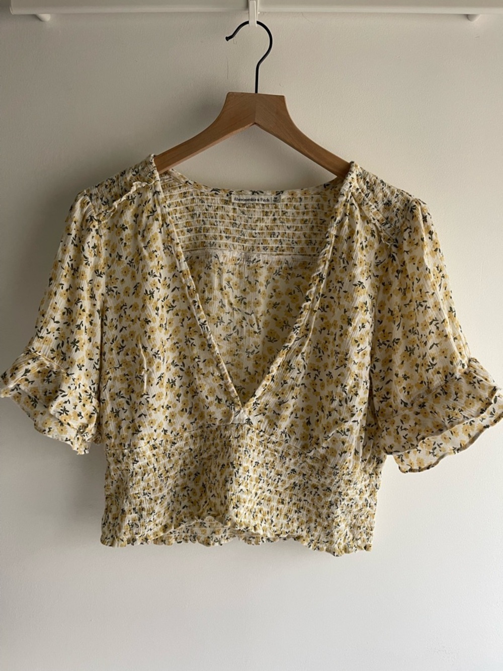 Abercrombie & Fitch Cream Floral Smocked Crop Blouse Yellow Green Cottagecore